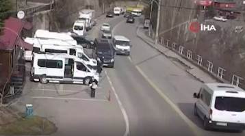  İlginç kaza güvenlik kamerasına böyle yansıdı