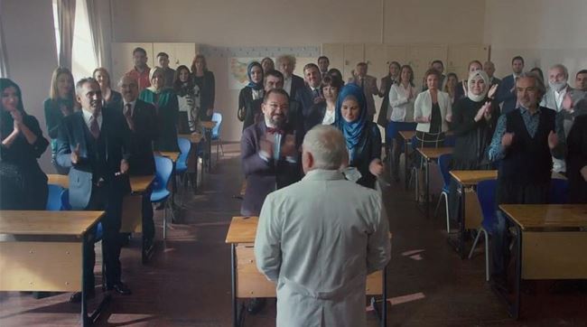 İzleyenleri duygulandıran Öğretmenler Günü klibi