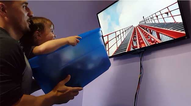 Kızını lunaparka götüremeyen babanın yaratıcılığı