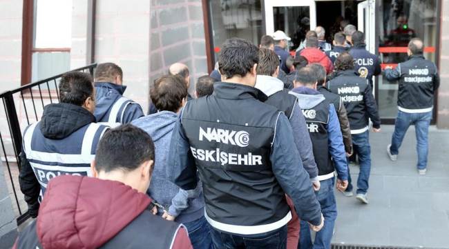 KÖKÜNÜ KURUTMA OPERASYONU”NDA 27 TUTUKLAMA