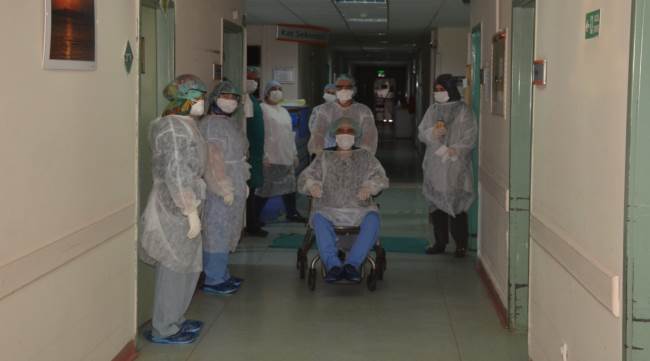 Korona virüsü 39 günde yendi