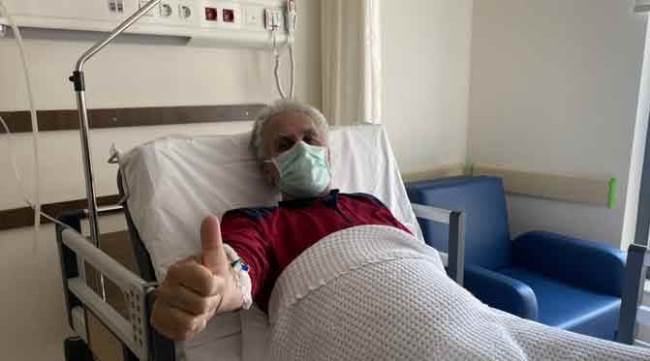 Koronalı vatandaşın hayata dönüşü 'kök hücre' ile oldu