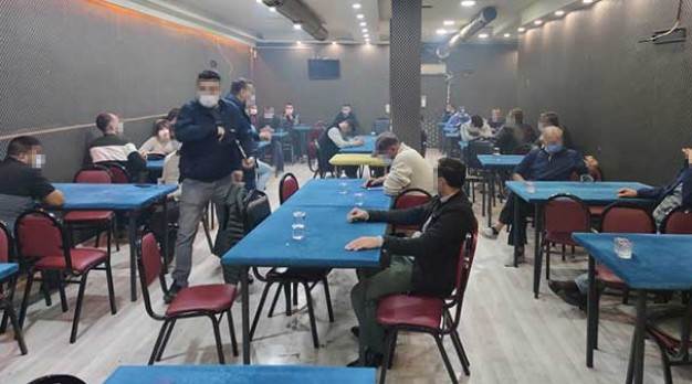 Kumar oynayan 33 kişiye 103 bin 950 lira ceza