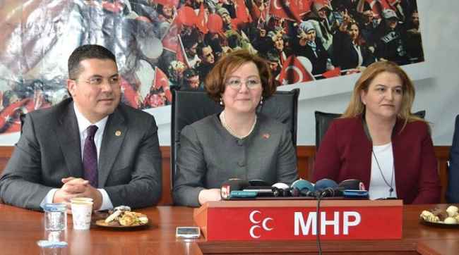 MHP 'Evet' kampanyasına başladı