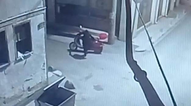 Motosikleti böyle çaldılar