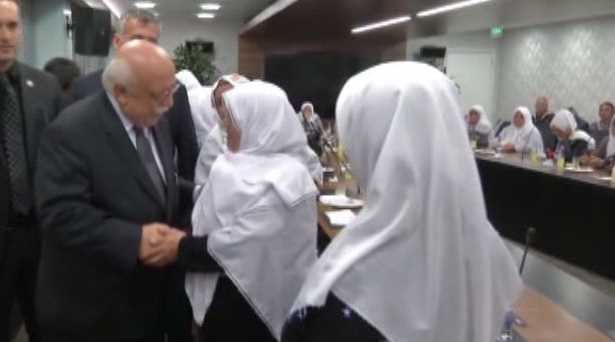 Nabi Avcı annelerden dua istedi