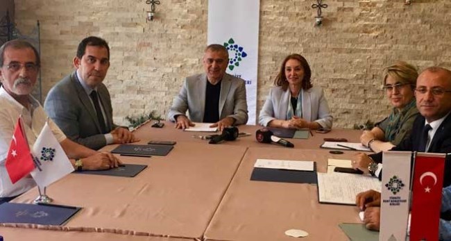 Nuray Akçasoy’a destek için Eskişehir’e geldiler