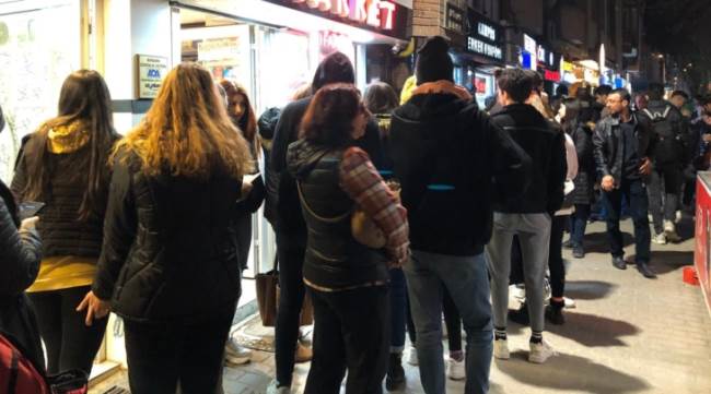 Öğrenciler memleketlerine dönüyor