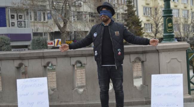 Ön yargıları yıktı