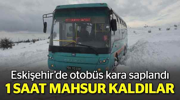 Otobüs kara saplandı, 1 saat mahsur kaldılar