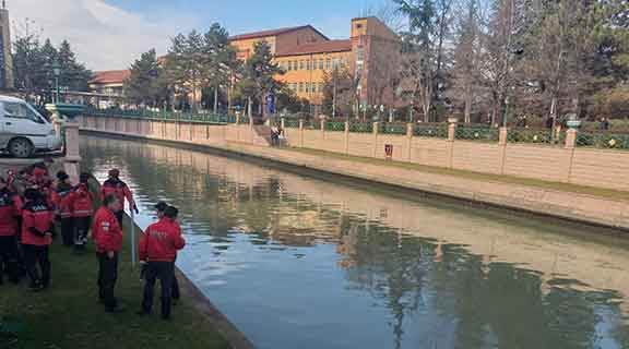 Porsuk Çayı’nda kayıp arama çalışmaları