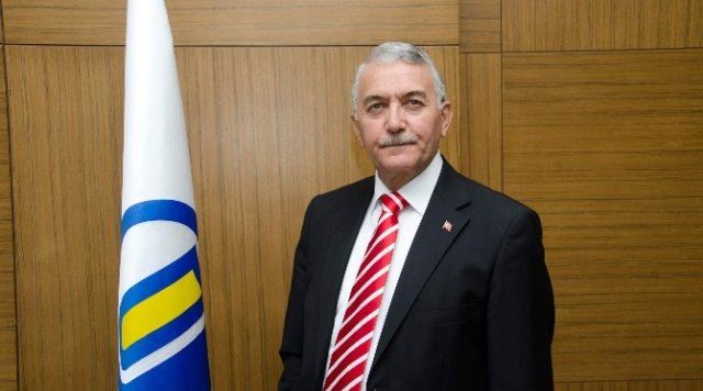 Rektör Hasan Gönen öğrencilere seslendi