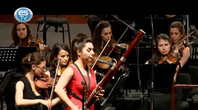 Senfonide sahne gençlerin