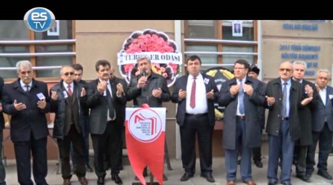 Sevenleri uğurladı