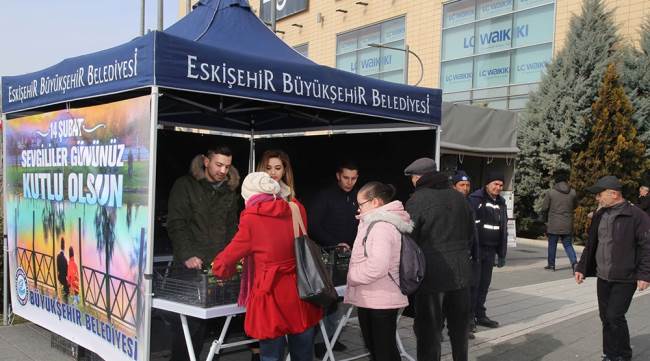 Sevgililer günü çiçekleri Büyükşehir'den