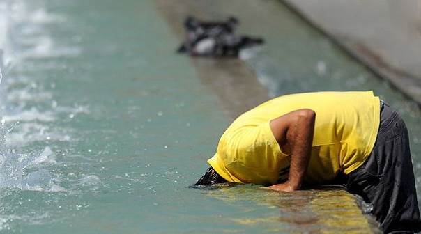 SICAKLIKLAR NEFES ALDIRMIYOR