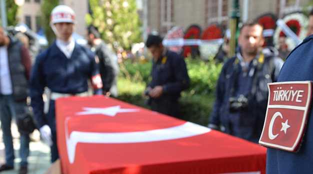 Silah arkadaşı göz yaşlarını tutamadı