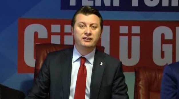 Siyasette sanal gerilim