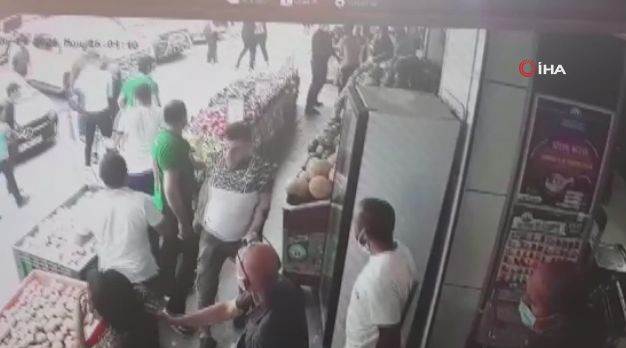 Soğanlarla saldırdılar...