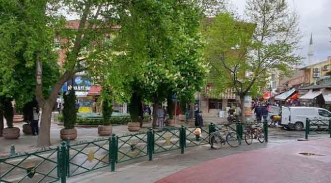  Taşbaşı esnafından demir parmaklık isyanı