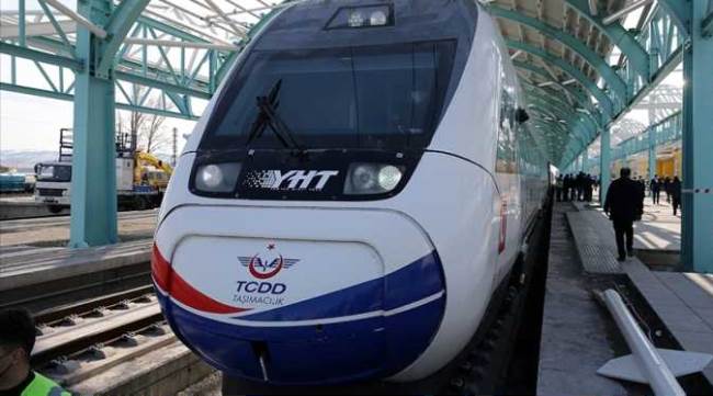 TCDD Yüksek Hızlı Tren biletlerine zam yaptı