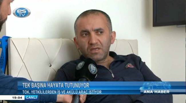 Tek başına hayata tutunmaya çalışıyor