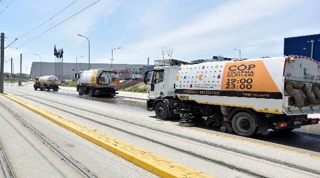 Temizlik çalışması hız kesmiyor