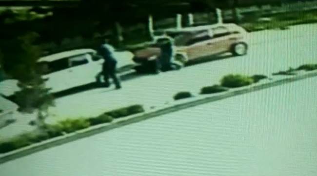 Trafik kazasında ölen oğlunun itikamını aldı