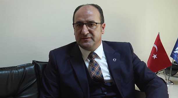 Ünlü: Su kesintisini hayretle izliyorum