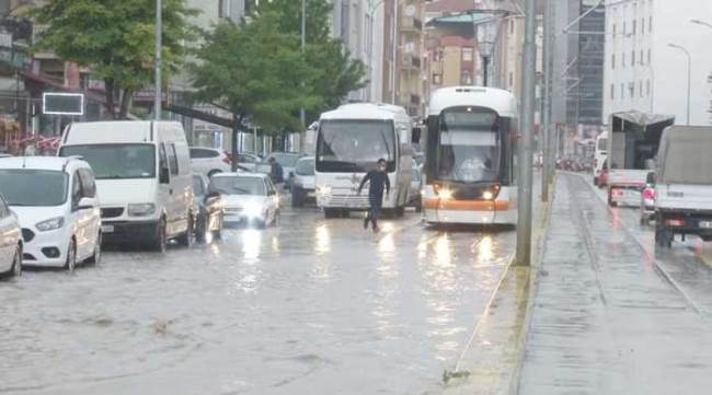 Yağışlar perşembe gününe kadar devam edecek