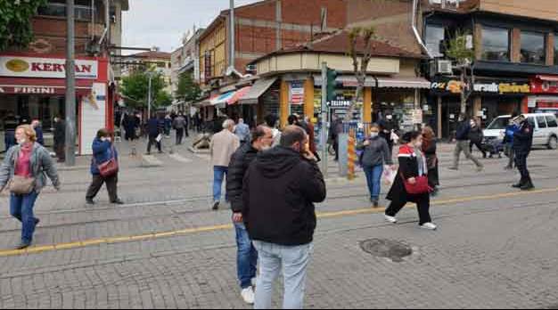 Yasak bitti soluğu dışarda aldılar