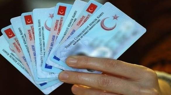 Yeni kimlik kartları ehliyet yerine geçecek