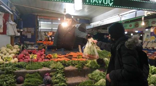 Yollar kapandı, Yeşillik fiyatları uçtu