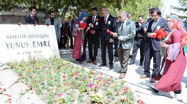 Yunus Emre anıldı
