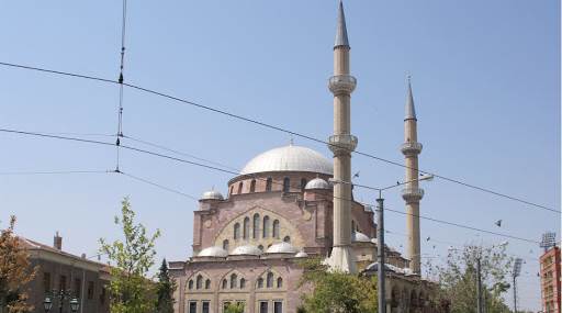 Zorunlu olmadıkça sokağa çıkmayın