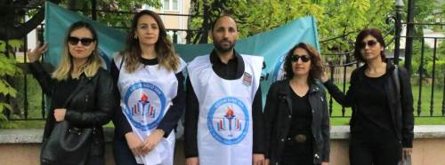 "'Eğitim Çalışanlarına Şiddet Yasası çıkarılsın"