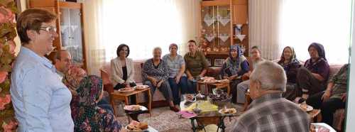 ''Kadınlarımız bize güç veriyor''