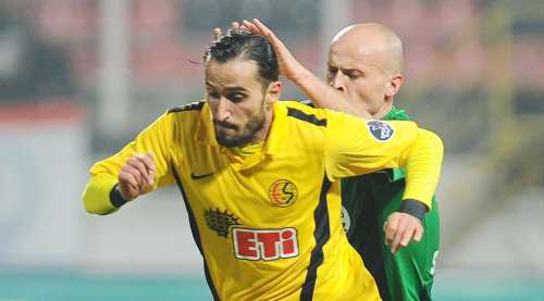 ..VE ERKAN ZENGİN ES ES'TE