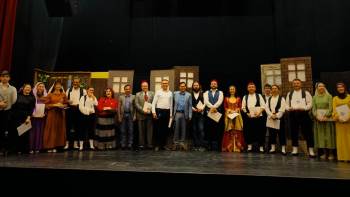 ‘Aşkımız Aksaray’In En Büyük Yangını’ Tiyatrosu Bilecik’Te Yoğun İlgi Gördü
