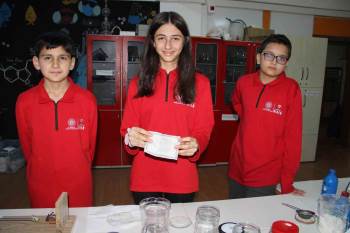 “Ateş Düşürücü Havlu” Projesi İle Türkiye 4’Üncüsü Oldular
