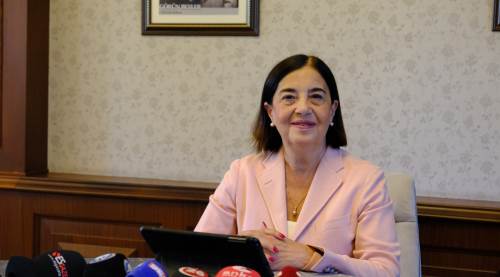 “Ayşe Ünlüce’nin divan başkanı olması Eskişehir’e verilen önemi gösteriyor”