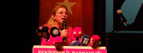 “Ayşe Ünlüce Türkiye’ye örnek olan kadın belediye başkanı”