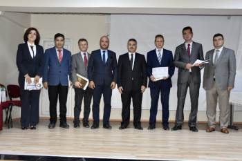 ’Beyaz Bayrak Ve Beslenme Dostu Okul’ Sertifika Töreni Gerçekleştirildi
