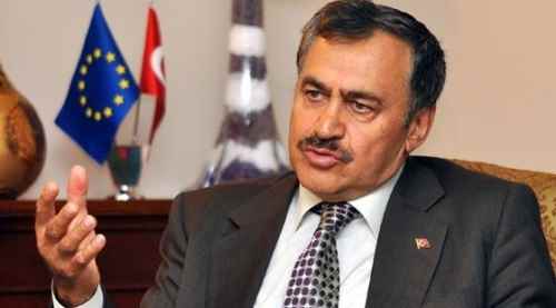 'Bir manşetle seni bitiririz dediler'