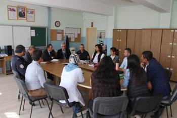 "Devletine Ve Milletine Sahip Çıkan Ahlaklı Bireyler Yetiştirmeliyiz"
