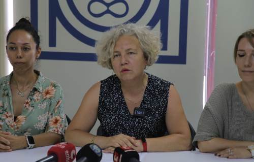 "Ekonomik kriz çocukluklarını ellerinden aldı"