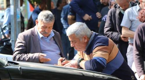 "Emeklinin bile derdi işsizlik"