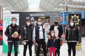 "En İyi Narkotik Polisi Anne" Projesi Kapsamında Halkı Bilinçlendiriyorlar
