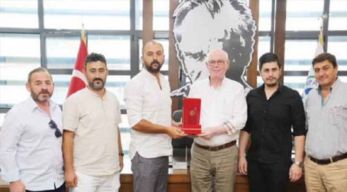 "Es Es'in yanında olacağız!"