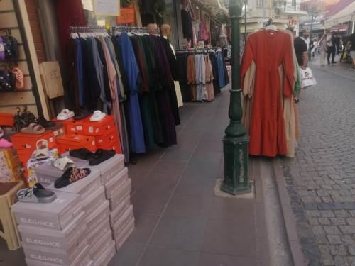 ​Eskişehir'de kaldırım işgali çileden çıkardı